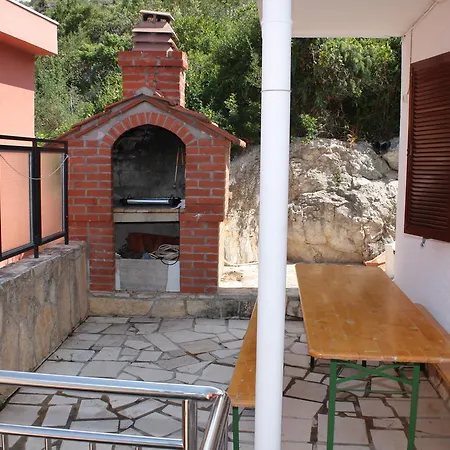 5130b Apartamento Tisno